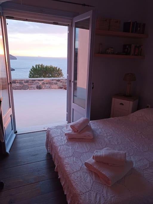 C & C _ Cycladic House With Endless Sea View Villa Ermoúpoli Eksteriør bilde